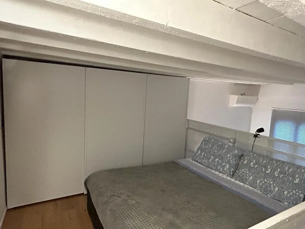 Cozy Apartment Near Bocconi Milán