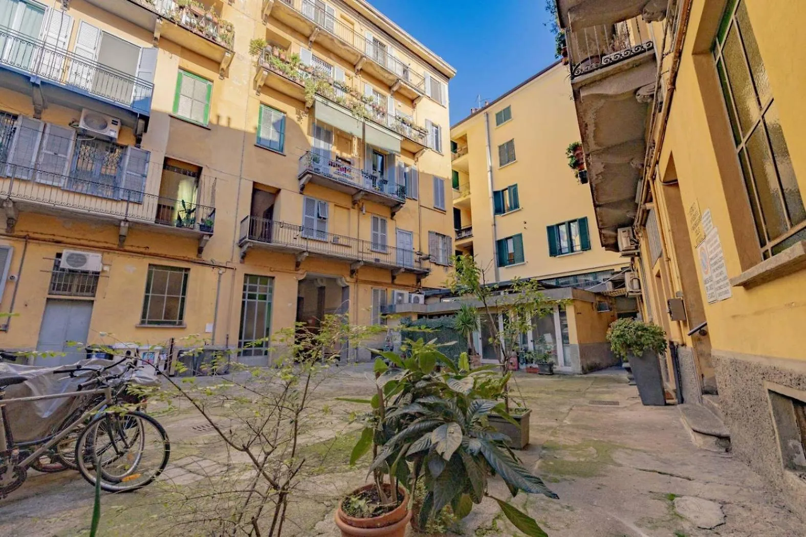 Cozy Apartment Near Bocconi Milán